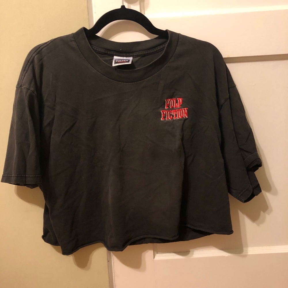 pulp fiction cropped tee